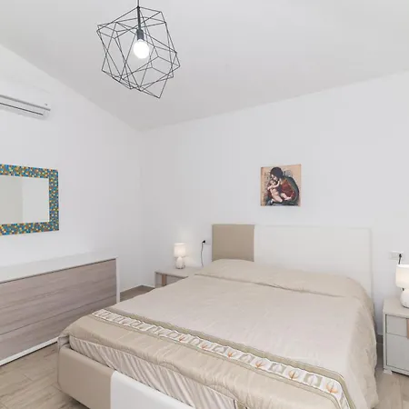 Casa Virgi Vista Mare Semesterbostad Budoni